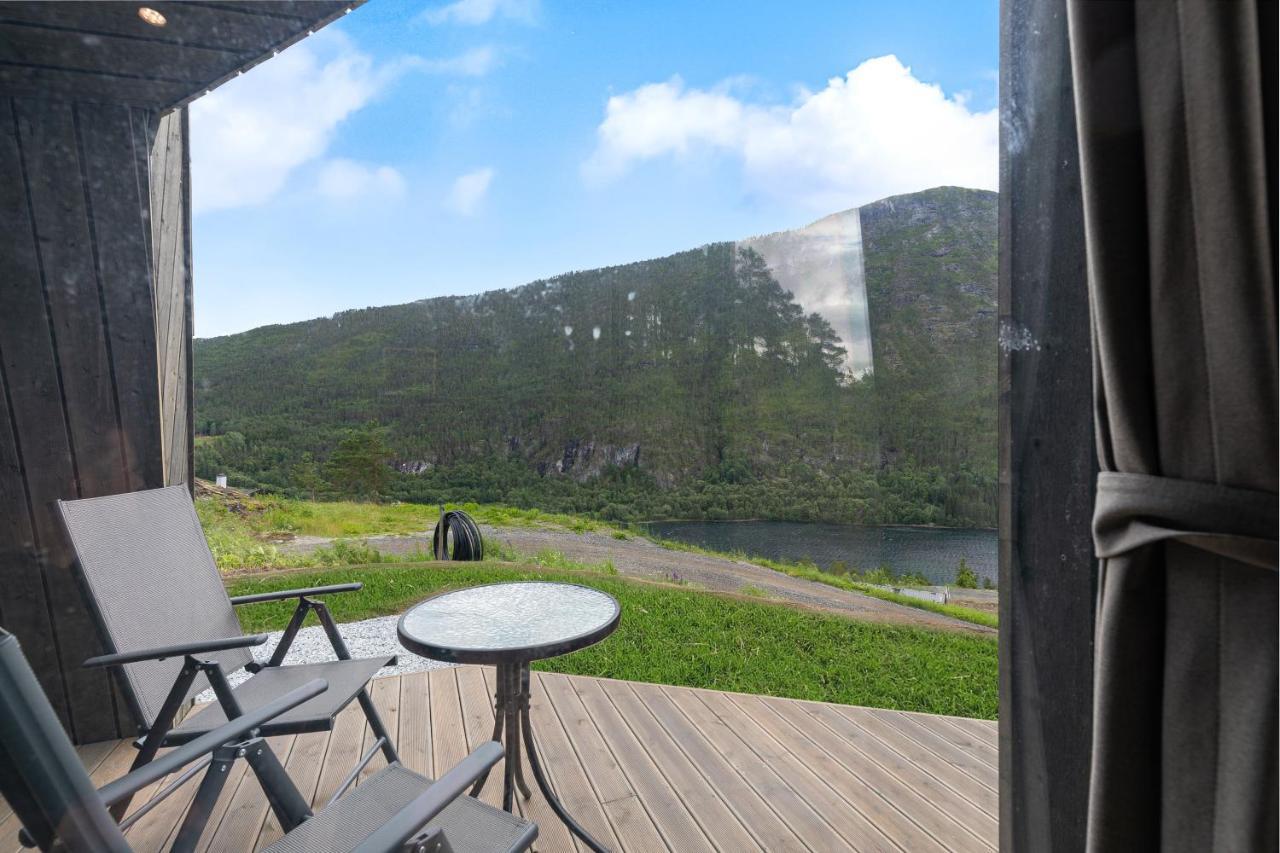 Sogndal Fjordpanorama - Studio Cabins With View Eksteriør billede